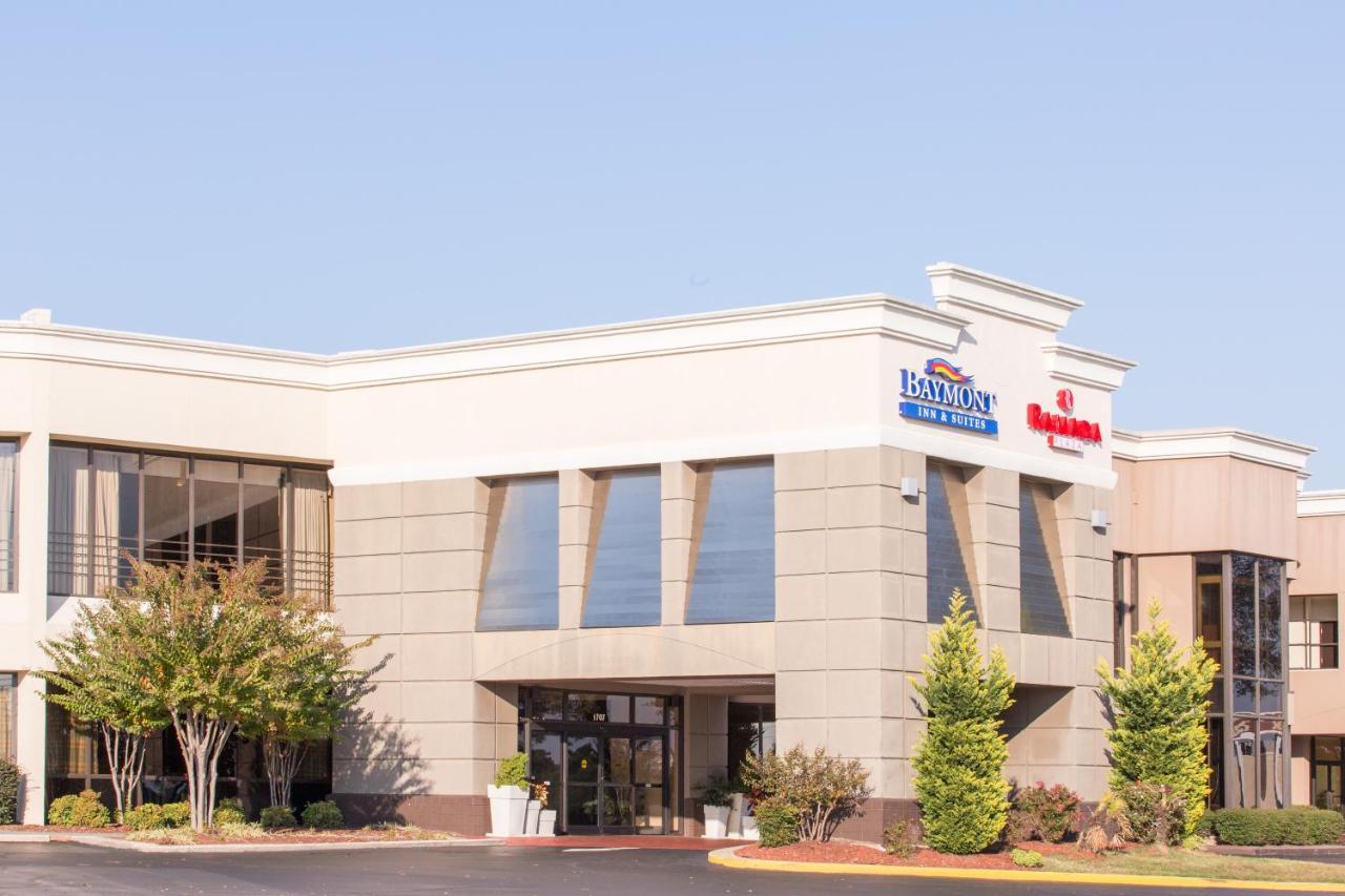 Baymont By Wyndham Fayetteville Fort Bragg Area Buitenkant foto