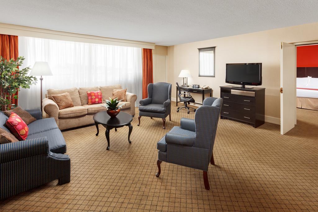 Baymont By Wyndham Fayetteville Fort Bragg Area Kamer foto