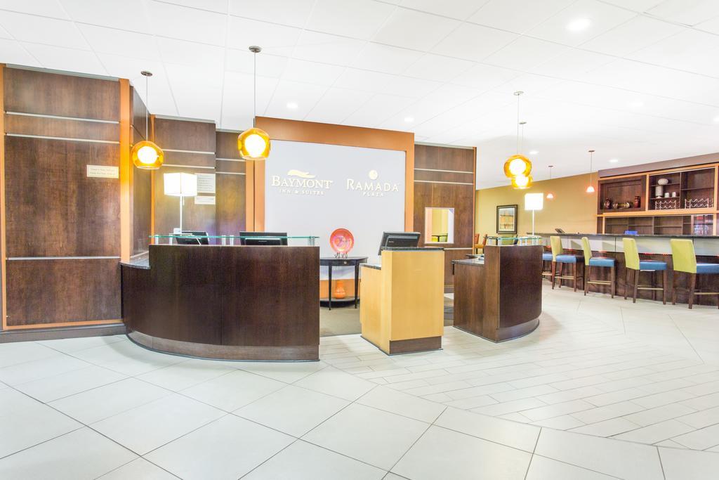 Baymont By Wyndham Fayetteville Fort Bragg Area Buitenkant foto
